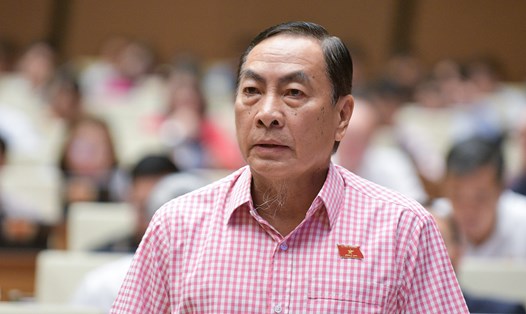 Đại biểu Quốc hội Phạm Văn Hòa (Đoàn Đồng Tháp) tranh luận. Ảnh: Phạm Thắng
