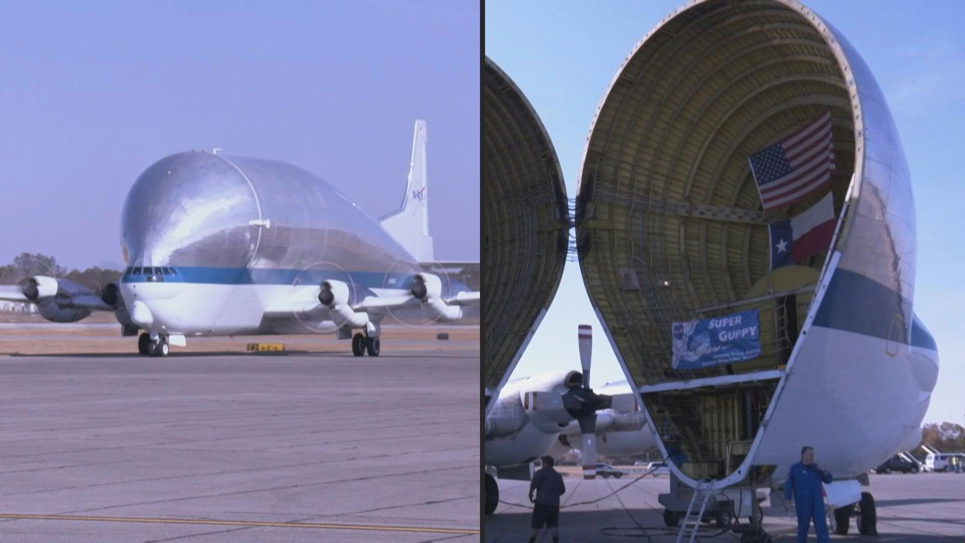 Máy bay Super Guppy của NASA là một phương tiện chở hàng khổng lồ. Ảnh: AFP