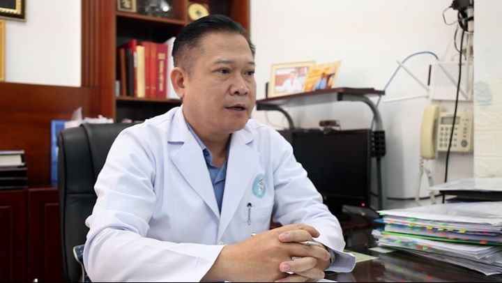 Ông Võ Văn Kha - Giám đốc Bệnh viện Ung bướu Cần Thơ. Ảnh: Tạ Quang