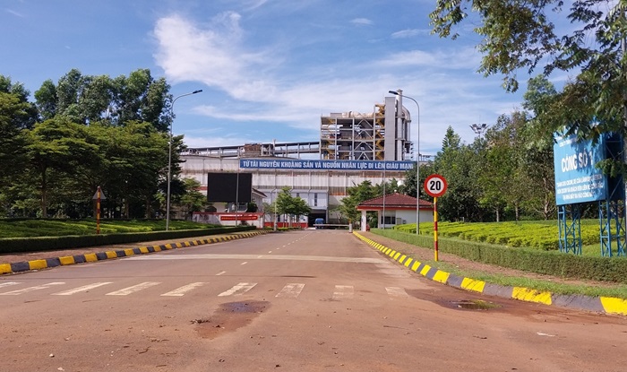 Nhà máy bauxite nhôm Lâm Đồng. 