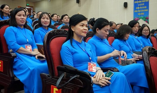 Trong nhiệm kỳ 2023 - 2028, LĐLĐ tỉnh Ninh Bình đề ra mục tiêu phấn đấu 100% cán bộ nữ công được tập huấn về nghiệp vụ nữ công và bình đẳng giới. Ảnh: Diệu Anh