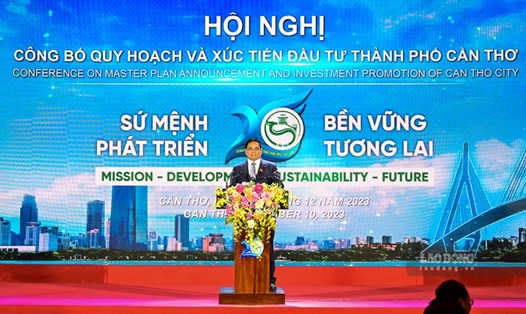 Thủ tướng Chính phủ Phạm Minh Chính phát biểu tại Hội nghị công bố quy hoạch và Xúc tiến đầu tư TP Cần Thơ. Ảnh: Đạt Phan