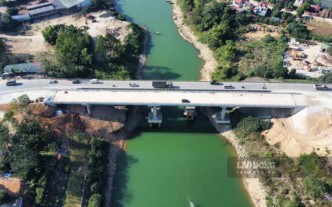 Theo dự kiến, cầu Đoan Hùng mới sẽ đưa vào sử dụng trước 31.12.2023.