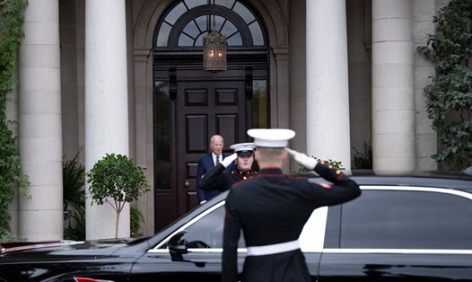 Tổng thống Mỹ Joe Biden đón Chủ tịch Trung Quốc Tập Cận Bình tại Woodside, California ngày 15.11.2023. Ảnh: AFP
