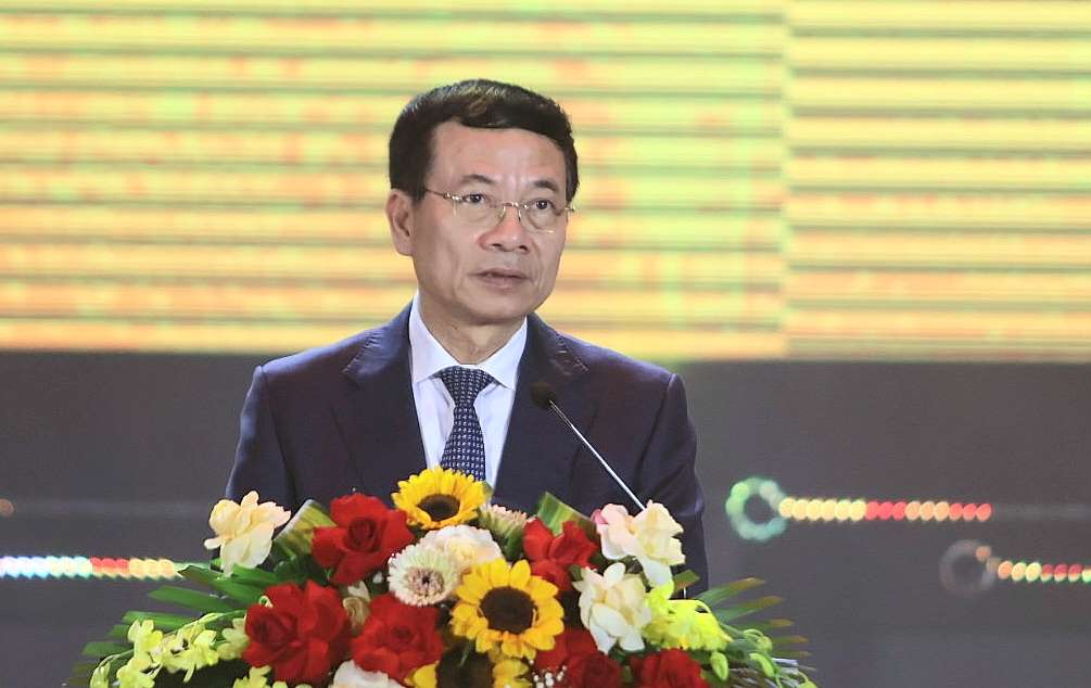 Bộ trưởng Bộ Thông tin và Truyền thông Nguyễn Mạnh Hùng phát biểu khai mạc Diễn đàn. Ảnh: Nguyễn Hùng