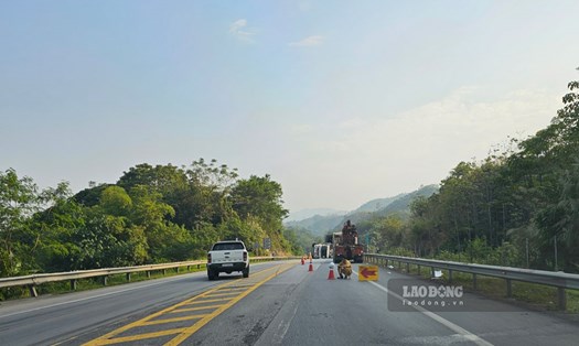Liên tục xảy ra tai nạn giao thông trên trên cao tốc Nội Bài - Lào Cai đoạn Yên Bái đi Lào Cai. Ảnh: Bảo Nguyên