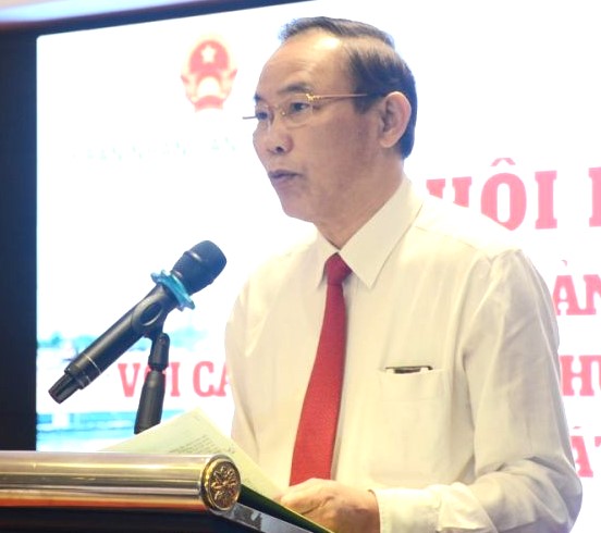 Thứ trưởng Bộ Nông nghiệp Phát triển Nông thôn Phùng Đức Tiến cho rằng sản phẩm OCOP có xứ mệnh quảng bá vùng, miền. Ảnh: Nhật Hồ