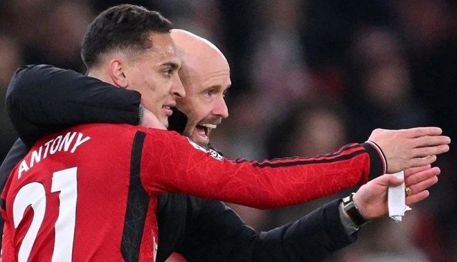 Sẽ tốt hơn nếu Man United bị loại ở Champions League