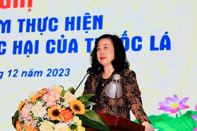 Chưa ở đâu thuốc lá rẻ, dễ tiếp cận như ở Việt Nam