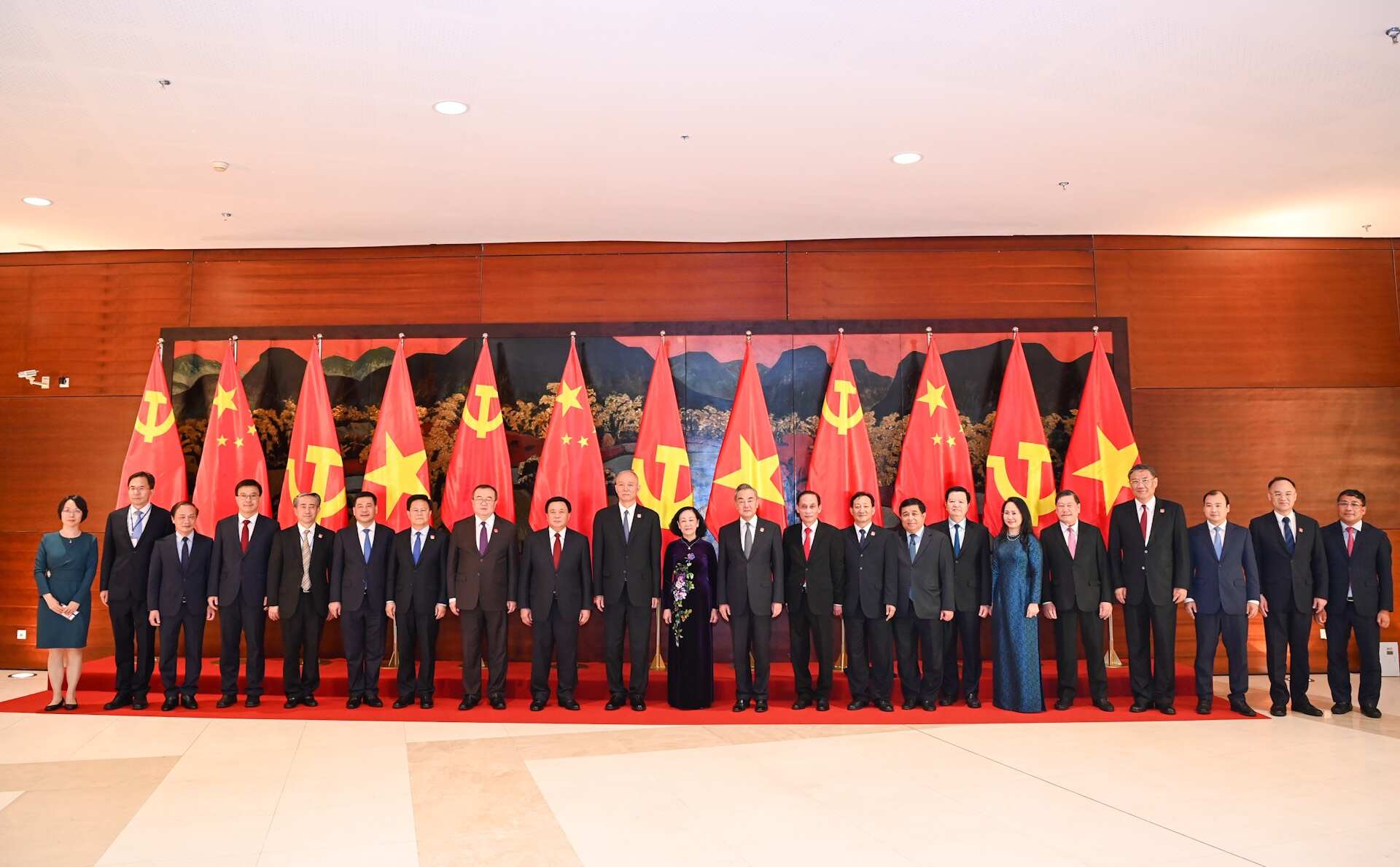 Việt Nam - Trung Quốc nhất trí phát huy vai trò định hướng chiến lược của kênh Đảng. Ảnh: Hải Nguyễn