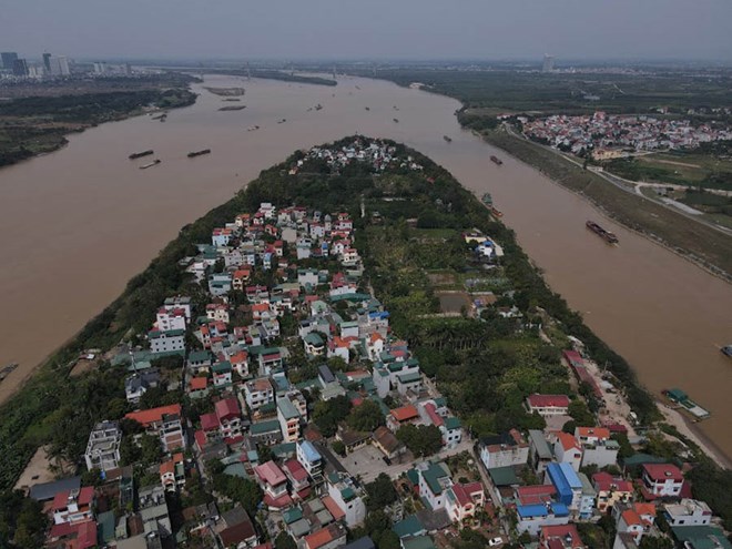 Hà Nội đề xuất xây dựng hệ thống tàu điện treo 1 ray dọc 2 bên sông Hồng