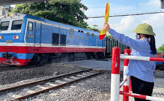 Công đoàn Đường sắt hỗ trợ vé tàu để người lao động về quê ăn Tết. Ảnh minh họa: CĐ Đường sắt