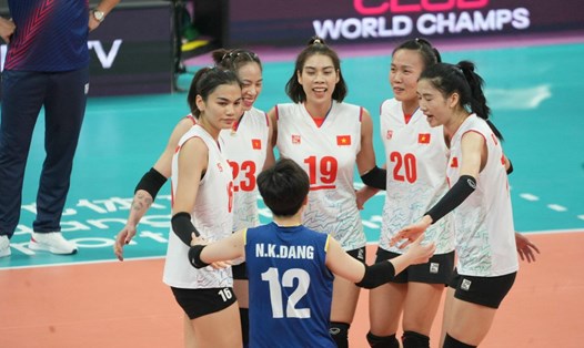 Tuyển bóng chuyền nữ Việt Nam dừng bước tại vòng bảng Cúp các câu lạc bộ nữ thế giới 2023. Ảnh: VFV