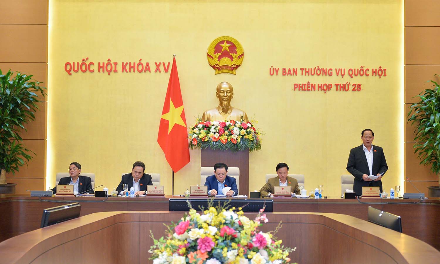 Phó Chủ tịch Quốc hội Trần Quang Phương kết luận nội dung thảo luận. Ảnh: Phạm Thắng  