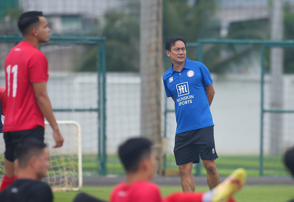 Huấn luyện viên Phùng Thanh Phương ngồi “ghế nóng” đội TPHCM thay ông Vũ Tiến Thành. Ảnh: Thanh Vũ