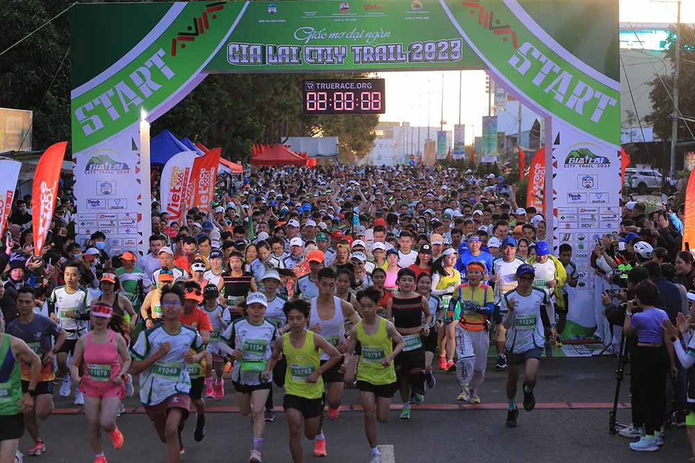 Cộng đồng chạy bộ phong trào tại Việt Nam sẽ có giải thưởng vinh danh riêng. Ảnh: Anh Hân