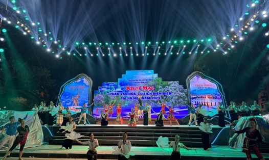 Tổng duyệt Chương trình khai mạc Tuần Văn hóa, Du lịch Điện Biên tại Hà Nội. Ảnh: Sở Văn hóa, Thể Thao và Du lịch tỉnh Điện Biên