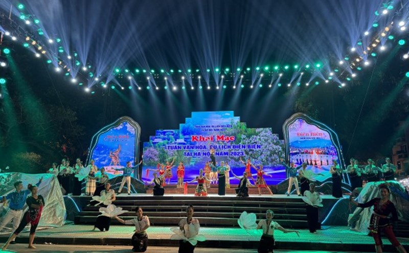 Tổng duyệt Chương trình khai mạc Tuần Văn hóa, Du lịch Điện Biên tại Hà Nội. Ảnh: Sở Văn hóa, Thể Thao và Du lịch tỉnh Điện Biên