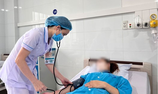 Đà Nẵng lần đầu phẫu thuật nội soi toàn bộ vá thông liên nhĩ cho nữ bệnh nhân 19 tuổi thay vì mổ hở như trước. Ảnh: Bệnh viện Đà Nẵng