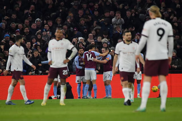 Man City đang có dấu hiệu dần trở lại sau trận thua trước Aston Villa.   Ảnh: AFP 