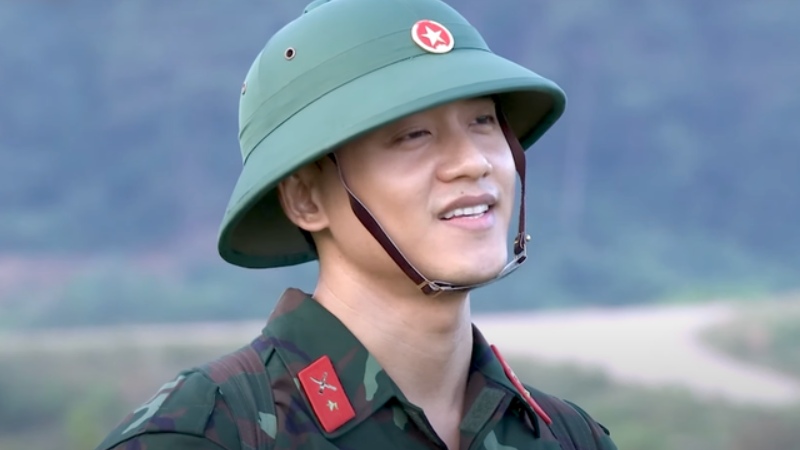 Mai Tài Phến gây sốt khi tham gia "Sao nhập ngũ". Ảnh: Chụp màn hình.