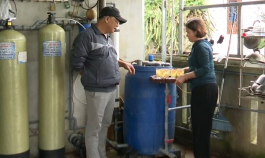 Nguồn nước bị ô nhiễm, các hộ dân ở huyện Triệu Phong phải đầu tư hệ thống lọc nước, nhưng vẫn không đảm bảo. Ảnh: Hưng Thơ.