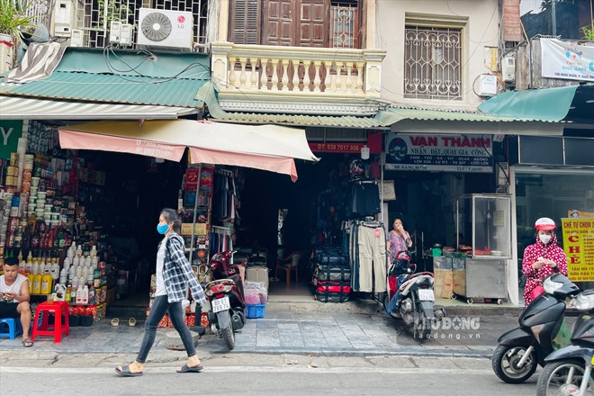 Giá bất động sản trên phố cổ Hà Nội có mức giảm mạnh. Ảnh: Đức Mạnh 