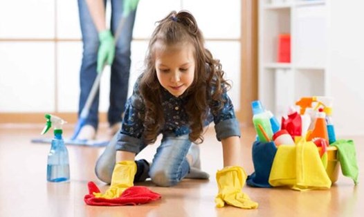 Dạy trẻ làm việc nhà mang lại nhiều lợi ích cho tương lai của các con. Ảnh: Pixabay