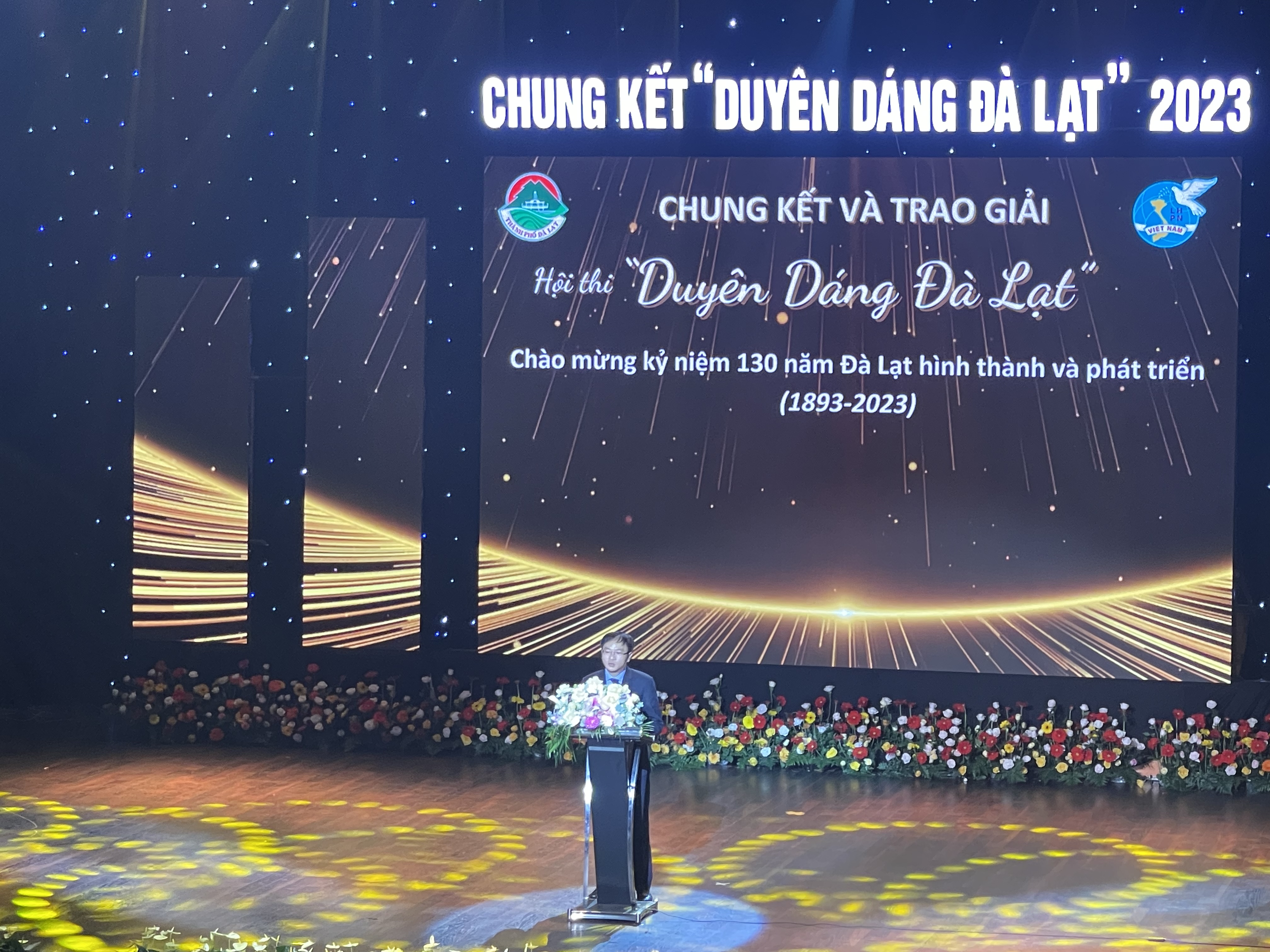 Ông Đặng Quang Tú - Chủ tịch UBND TP Đà Lạt phát biểu khai mạc Hội thi. Ảnh: Bảo Hoà
