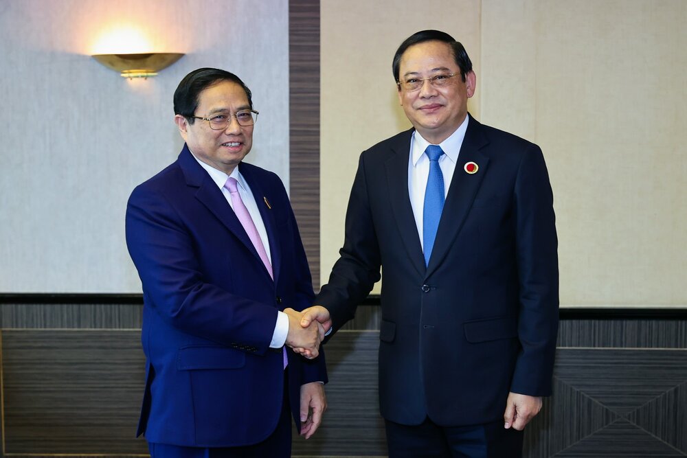 Thủ tướng Chính phủ Phạm Minh Chính và Thủ tướng Lào Sonexay Siphandone. Ảnh: VGP