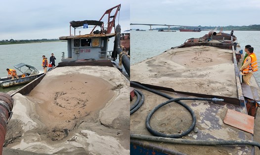 Tổ công tác thuộc Cục CSGT đã bắt quả tang các đối tượng bơm, hút cát trái phép. Ảnh: Cục CSGT