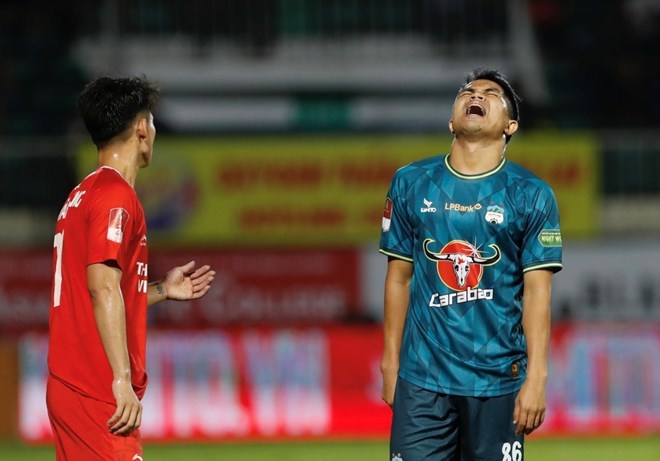 Hoàng Anh Gia Lai chưa thắng trận nào ở V.League 2023-2024. Ảnh: Thanh Vũ