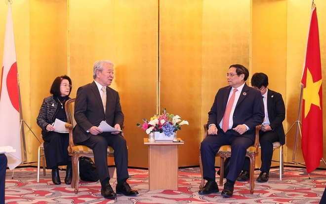 Thủ tướng cảm ơn JICA đã phối hợp với phía Việt Nam triển khai hiệu quả thủ tục về khoản vay ODA thế hệ mới 50 tỉ yen (351,4 triệu USD) và các dự án ODA thời gian qua. Ảnh: TTXVN