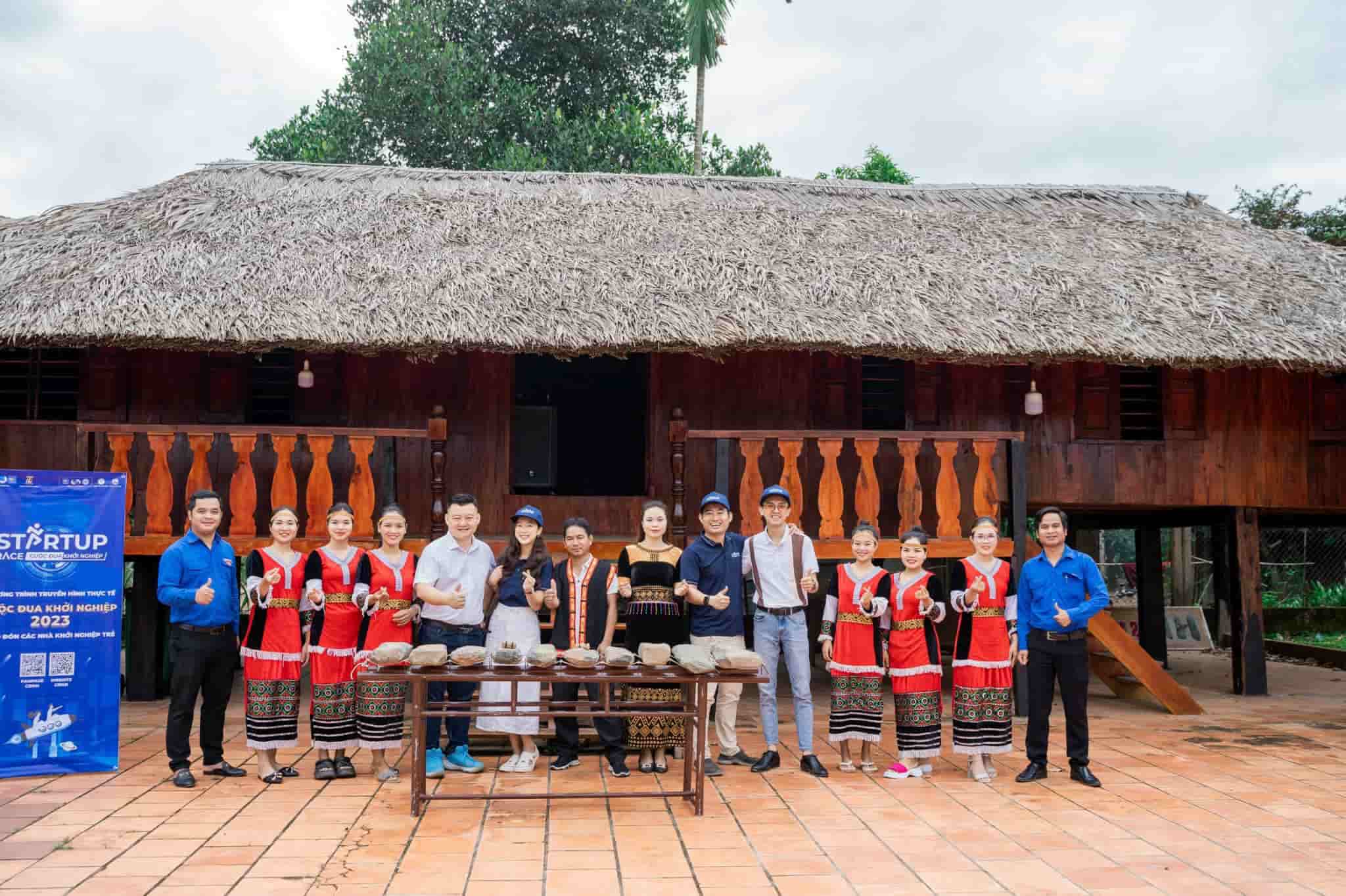 Du lịch sinh thái tại huyện Khánh Sơn đang phát triển trong thời gian gần đây. Ảnh:  Khánh Sơn