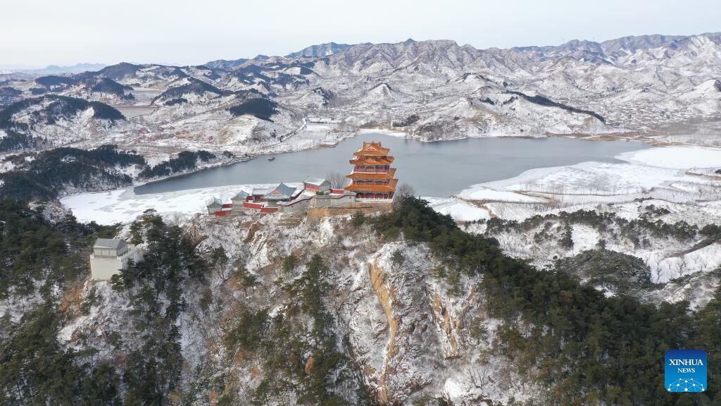 Núi Huyền Vũ ở thành phố Đường Sơn, tỉnh Hà Bắc, phía bắc Trung Quốc. Ảnh: Xinhua