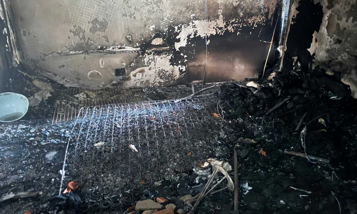 Hiện trường vụ cháy ở căn hộ ở tòa nhà OC3 Mường Thanh Viễn Triều, thành phố Nha Trang. Ảnh: Phương Linh