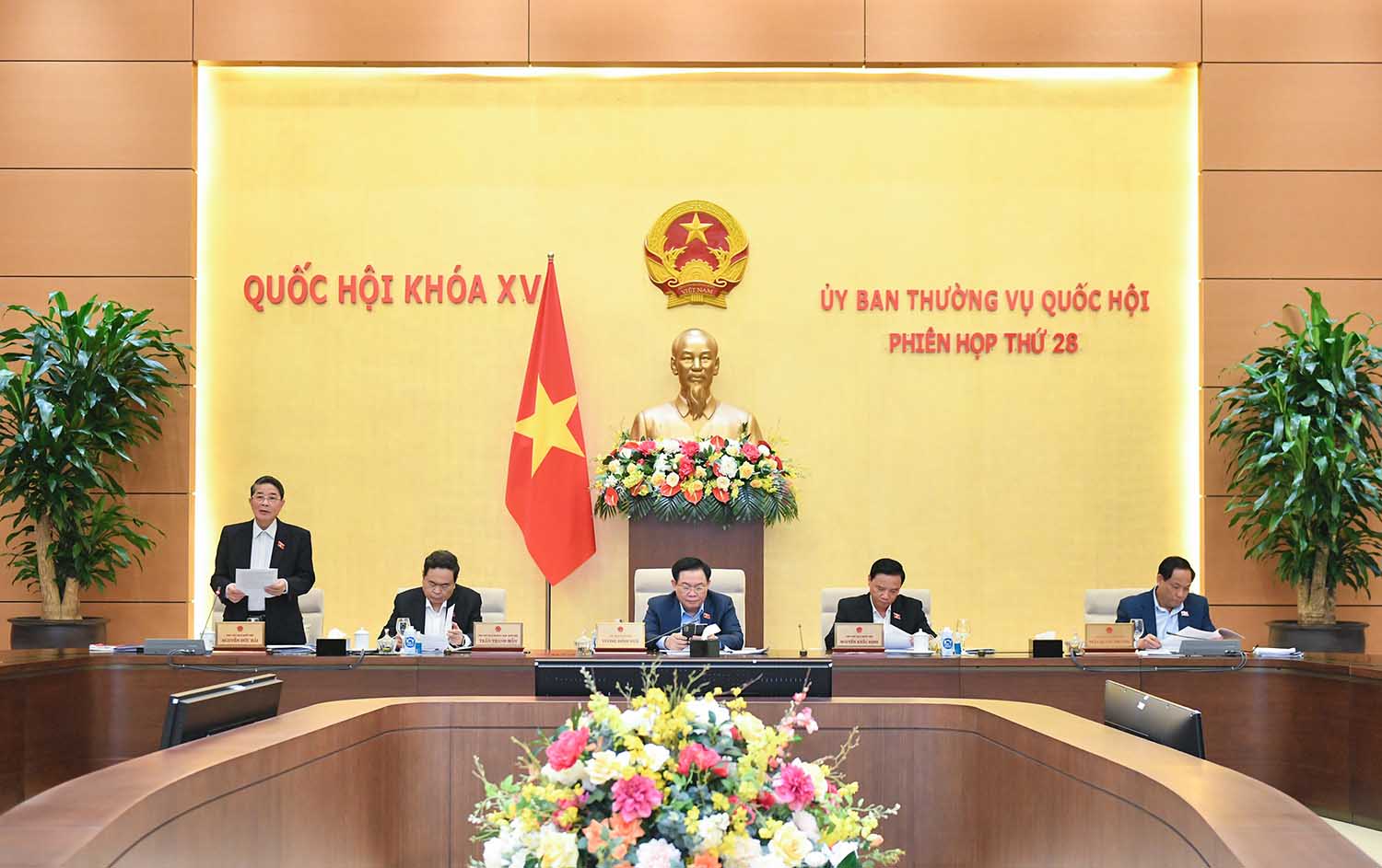 Phó Chủ tịch Quốc hội Nguyễn Đức Hải phát biểu kết luận. Ảnh: Phạm Thắng