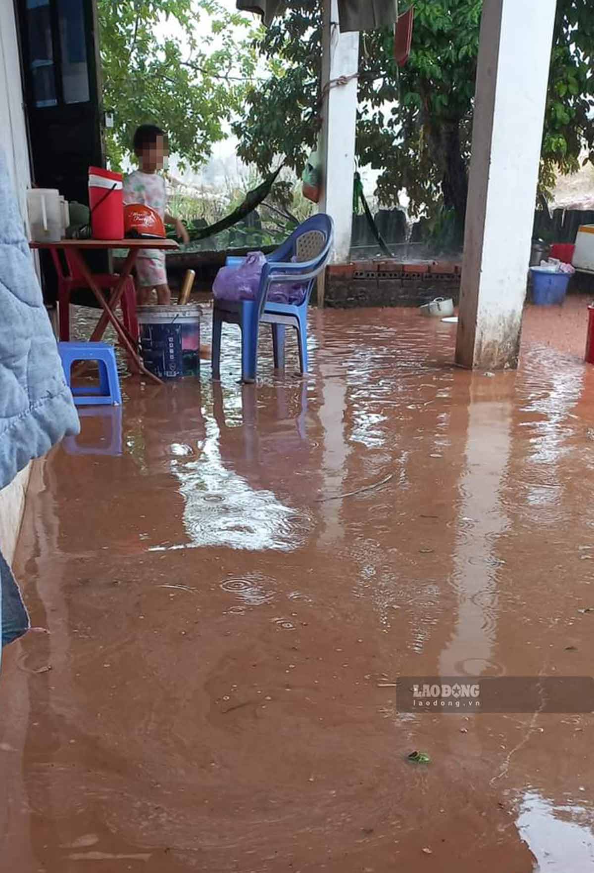 Mưa lớn gây lụt lội một số hộ dân thời điểm tháng 5.2023. Ảnh: Người dân cung cấp