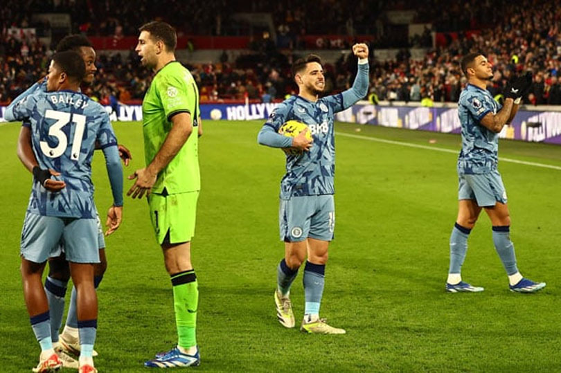 Aston Villa ngược dòng thành công trước Brentford tại vòng 17 Premier League. Ảnh: AFP