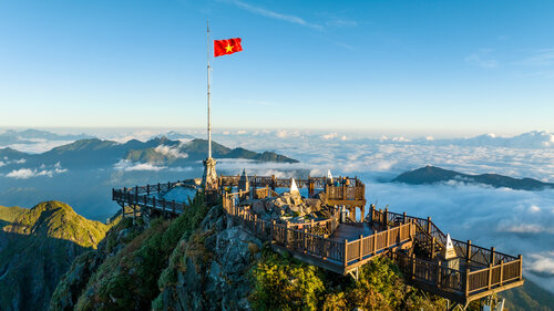 Sun World Fansipan Legend là một trong những điểm đến rất được du khách nội địa và quốc tế yêu thích. Ảnh: T. Hà