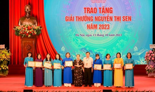 Giải thưởng Nguyễn Thị Sen dành riêng cho lao động nữ Dệt may Việt Nam. Ảnh: CĐN