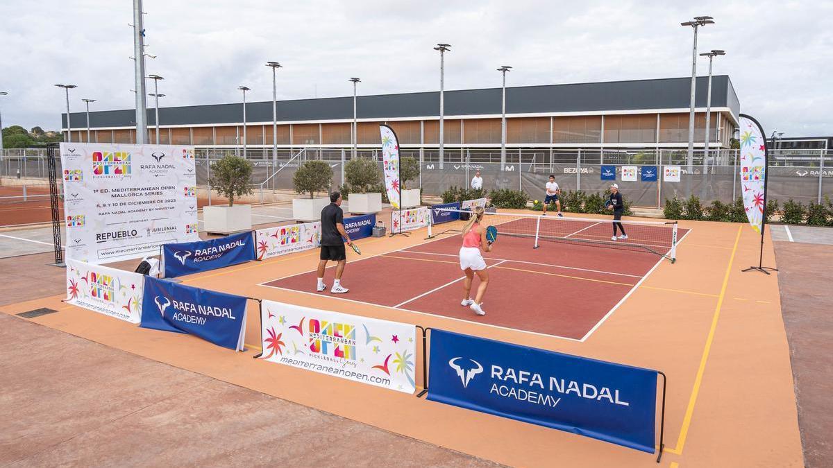 Học viện của Nadal thực hiện cường độ huấn luyện cao. Ảnh: Rafa Nadal Academy