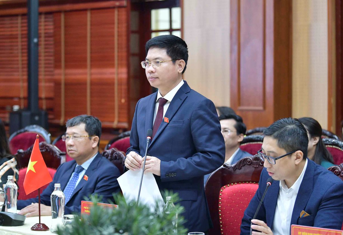 Chủ tịch UBND tỉnh Trương Quốc Huy phát biểu tại buổi tiếp đoàn. Ảnh: Quốc hội