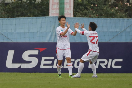 Hà Nội I thắng 4-1 trước Sơn La. Ảnh: VFF