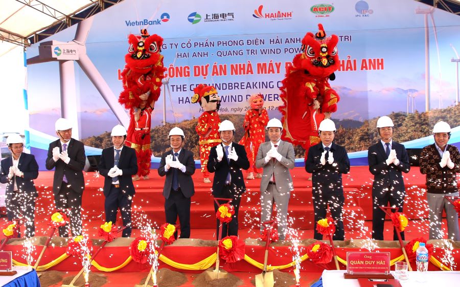 Lễ khởi công Nhà máy điện gió Hải Anh. Ảnh: Hưng Thơ