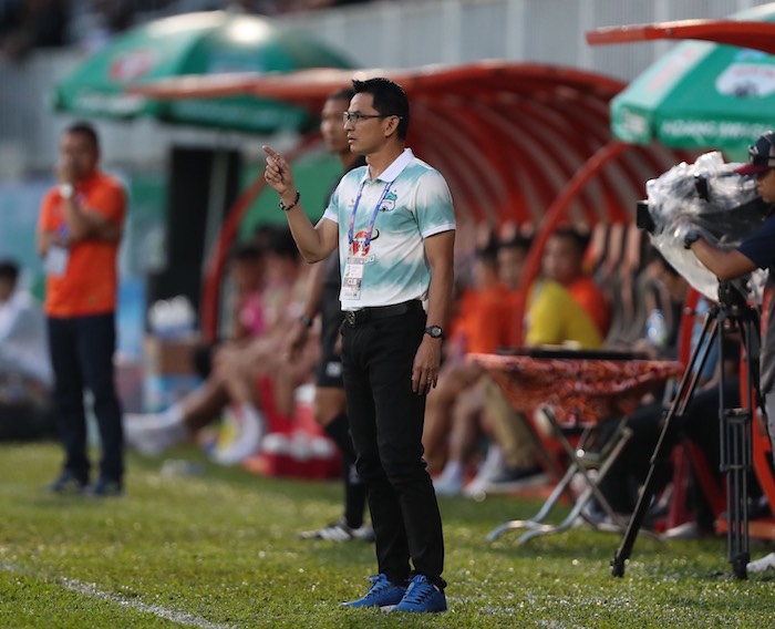 Huấn luyện viên Kiatisak khó bị sa thải ở Hoàng Anh Gia Lai. Ảnh: HAGL FC