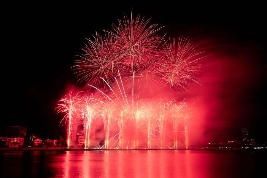 Năm 2023, lễ hội pháo hoa quốc tế Đà Nẵng DIFF quay trở lại sau nhiều năm bị gián đoạn bởi dịch bệnh. Ảnh: Thùy Trang