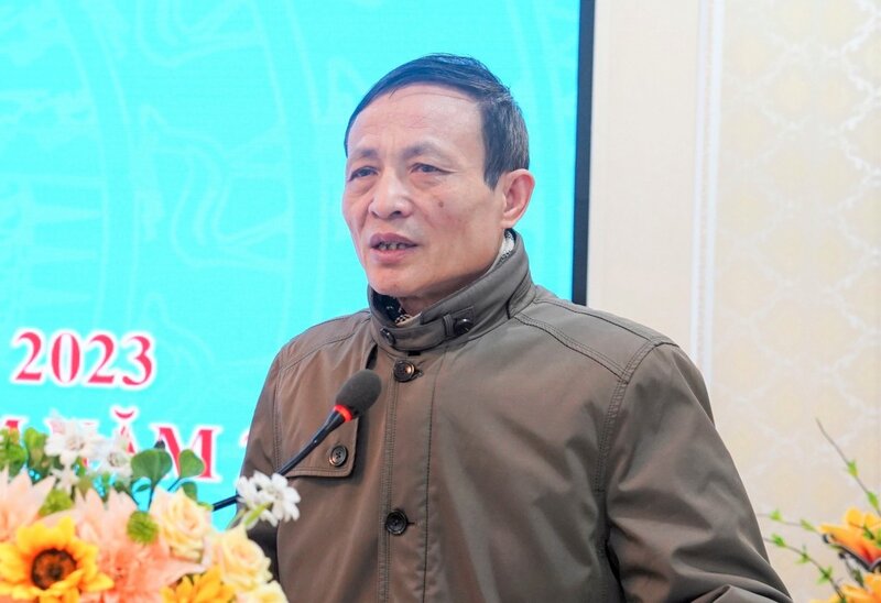 Ông Hoàng Văn Nhiên - Phó Bí thư Thường trực Đảng uỷ Khối cơ quan tỉnh phát biểu tại hội nghị. Ảnh: Quỳnh Trang