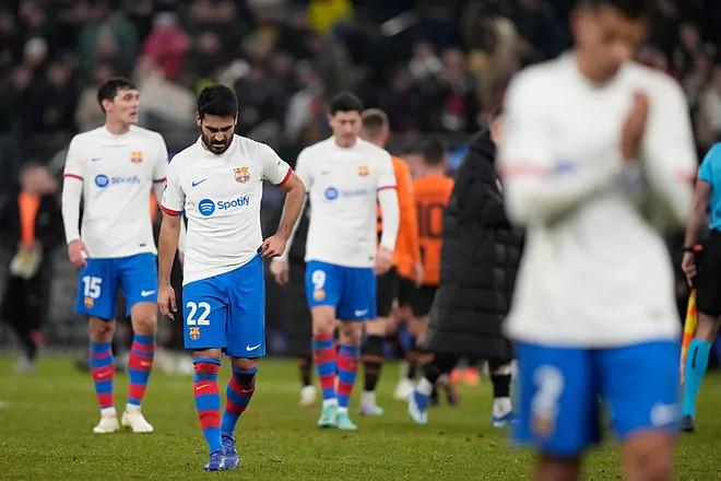 Barca đá như vậy, không ai dám tin họ có thể tiến xa. Ảnh: AFP