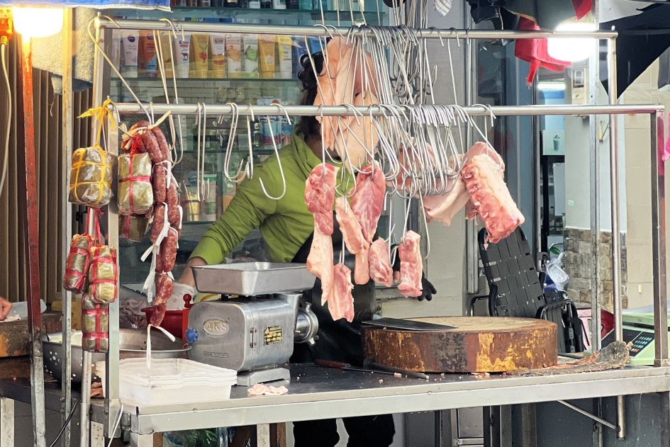 TPHCM triển khai thanh tra, kiểm tra cơ sở sản xuất, kinh doanh thực phẩm nhằm bảo đảm an toàn thực phẩm dịp Tết. Ảnh: Thanh Chân